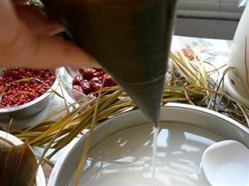枣豆糯米粽怎么做，枣豆糯米粽怎么做好吃，枣豆糯米粽做法