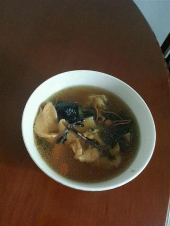 黄花胶响螺虫草花炖乌鸡汤怎么做，黄花胶响螺虫草花炖乌鸡汤怎么做好吃，黄花胶响螺虫草花炖乌鸡汤做法