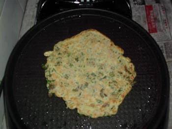 香菜蛋煎饼怎么做，香菜蛋煎饼怎么做好吃，香菜蛋煎饼做法