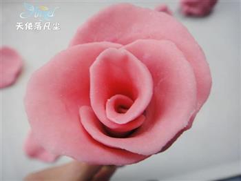 巧克力玫瑰花束怎么做，巧克力玫瑰花束怎么做好吃，巧克力玫瑰花束做法