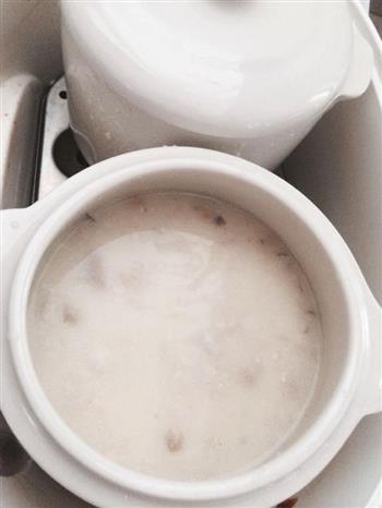 鸡茸蘑菇牛奶汤怎么做，鸡茸蘑菇牛奶汤怎么做好吃，鸡茸蘑菇牛奶汤做法