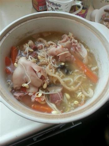 干笋豆芽炖猪蹄煲怎么做，干笋豆芽炖猪蹄煲怎么做好吃，干笋豆芽炖猪蹄煲做法