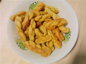 蜂蜜鸡蛋小麻花怎么做，蜂蜜鸡蛋小麻花怎么做好吃，蜂蜜鸡蛋小麻花做法