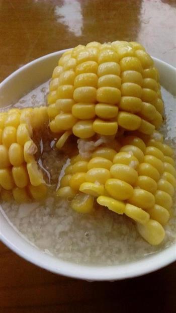 玉米猪尾巴汤怎么做，玉米猪尾巴汤怎么做好吃，玉米猪尾巴汤做法
