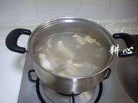 田七霍斛炖鸡汤怎么做，田七霍斛炖鸡汤怎么做好吃，田七霍斛炖鸡汤做法
