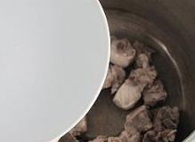 养生排骨菌汤怎么做，养生排骨菌汤怎么做好吃，养生排骨菌汤做法