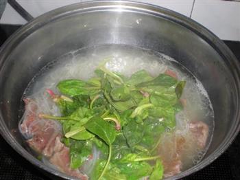菠菜牛肉粉丝怎么做，菠菜牛肉粉丝怎么做好吃，菠菜牛肉粉丝做法
