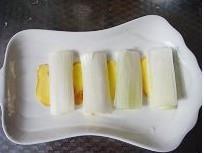 清蒸河鲈鱼怎么做，清蒸河鲈鱼怎么做好吃，清蒸河鲈鱼做法