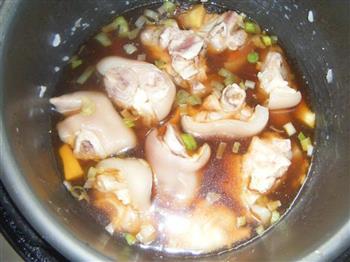 猪脚馄饨怎么做，猪脚馄饨怎么做好吃，猪脚馄饨做法