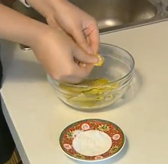 蜂蜜柚子怎么做,蜂蜜柚子怎么做好吃,蜂蜜柚子做法 蜂蜜柚子怎么做,蜂蜜柚子怎么做好吃,蜂蜜柚子做法