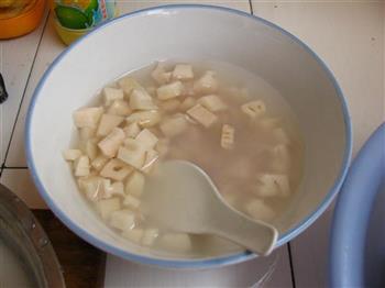 鸡蛋火腿藕饼怎么做，鸡蛋火腿藕饼怎么做好吃，鸡蛋火腿藕饼做法