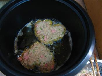 鸡蛋火腿藕饼怎么做，鸡蛋火腿藕饼怎么做好吃，鸡蛋火腿藕饼做法