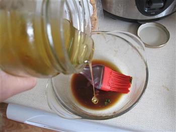 蜜汁烤鸡腿怎么做，蜜汁烤鸡腿怎么做好吃，蜜汁烤鸡腿做法