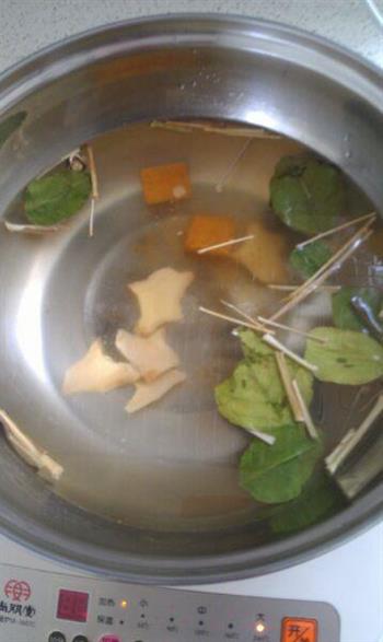 简易版冬阴功汤怎么做，简易版冬阴功汤怎么做好吃，简易版冬阴功汤做法