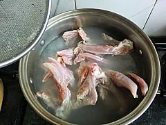 香麻鸭锁骨怎么做，香麻鸭锁骨怎么做好吃，香麻鸭锁骨做法