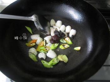 酱爆墨鱼卷儿怎么做，酱爆墨鱼卷儿怎么做好吃，酱爆墨鱼卷儿做法