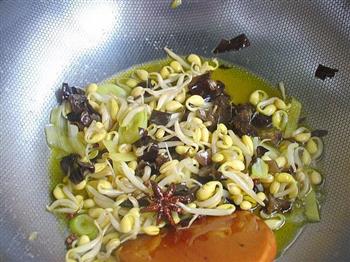 豆芽焖面怎么做，豆芽焖面怎么做好吃，豆芽焖面做法