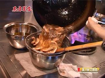 铁板蒜蓉大虾怎么做，铁板蒜蓉大虾怎么做好吃，铁板蒜蓉大虾做法