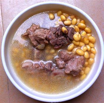 猪骨黄豆汤怎么做，猪骨黄豆汤怎么做好吃，猪骨黄豆汤做法