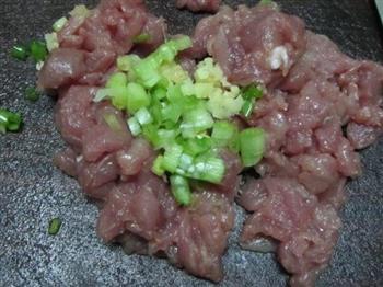 虾仁肉糜水饺怎么做，虾仁肉糜水饺怎么做好吃，虾仁肉糜水饺做法