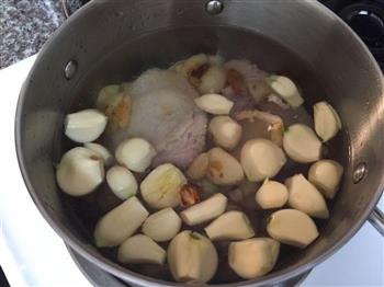 四季都补的蒜头鸡汤简易版怎么做，四季都补的蒜头鸡汤简易版怎么做好吃，四季都补的蒜头鸡汤简易版做法