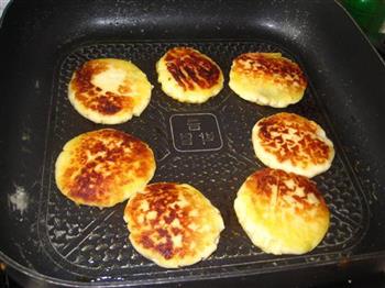 红薯糯米饼怎么做，红薯糯米饼怎么做好吃，红薯糯米饼做法