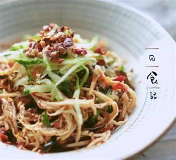电饭煲炖鸡汤怎么做，电饭煲炖鸡汤怎么做好吃，电饭煲炖鸡汤做法