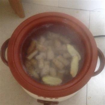 排骨山药薏仁排骨汤怎么做，排骨山药薏仁排骨汤怎么做好吃，排骨山药薏仁排骨汤做法