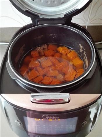 南瓜牛肉汤怎么做，南瓜牛肉汤怎么做好吃，南瓜牛肉汤做法