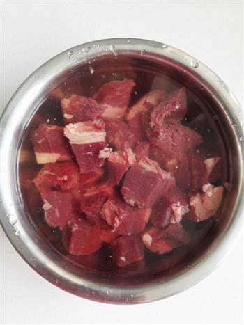 南瓜牛肉汤怎么做，南瓜牛肉汤怎么做好吃，南瓜牛肉汤做法