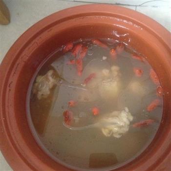 排骨山药薏仁排骨汤怎么做，排骨山药薏仁排骨汤怎么做好吃，排骨山药薏仁排骨汤做法