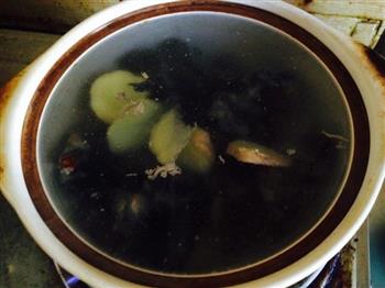 红枣乌鸡汤怎么做，红枣乌鸡汤怎么做好吃，红枣乌鸡汤做法