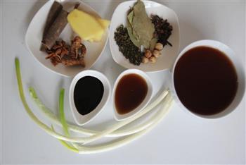 红酒炖羊腱怎么做，红酒炖羊腱怎么做好吃，红酒炖羊腱做法