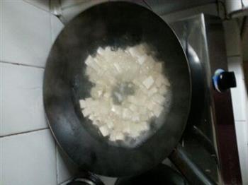 鱼头烧豆付怎么做，鱼头烧豆付怎么做好吃，鱼头烧豆付做法
