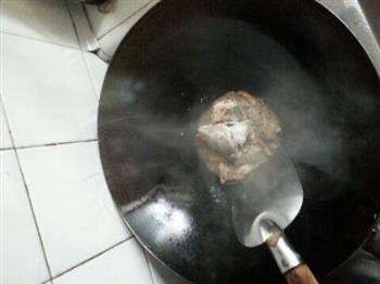 鱼头烧豆付怎么做，鱼头烧豆付怎么做好吃，鱼头烧豆付做法