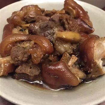 电饭锅猪脚怎么做，电饭锅猪脚怎么做好吃，电饭锅猪脚做法