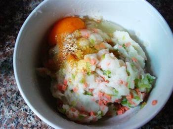 土豆道饼怎么做，土豆道饼怎么做好吃，土豆道饼做法