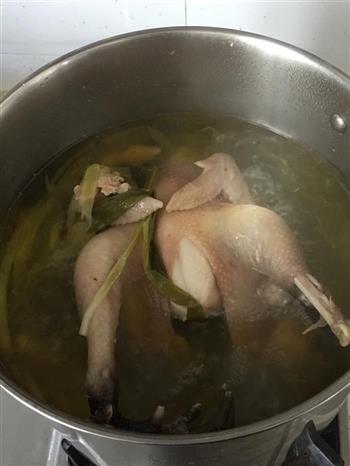 香菇竹荪老鸡汤怎么做，香菇竹荪老鸡汤怎么做好吃，香菇竹荪老鸡汤做法