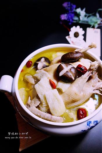 香菇竹荪老鸡汤怎么做，香菇竹荪老鸡汤怎么做好吃，香菇竹荪老鸡汤做法