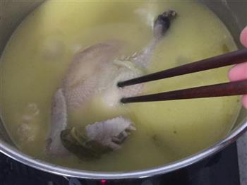 香菇竹荪老鸡汤怎么做，香菇竹荪老鸡汤怎么做好吃，香菇竹荪老鸡汤做法