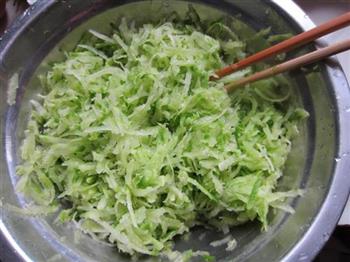 炸萝卜丸子怎么做，炸萝卜丸子怎么做好吃，炸萝卜丸子做法