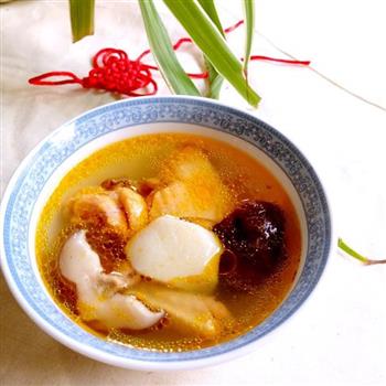 香菇山药鸡汤怎么做，香菇山药鸡汤怎么做好吃，香菇山药鸡汤做法