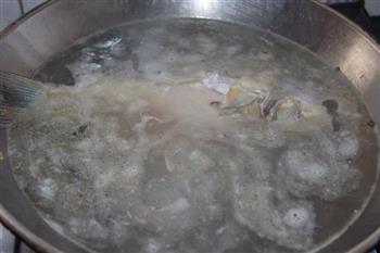 鲫鱼芥菜汤怎么做，鲫鱼芥菜汤怎么做好吃，鲫鱼芥菜汤做法