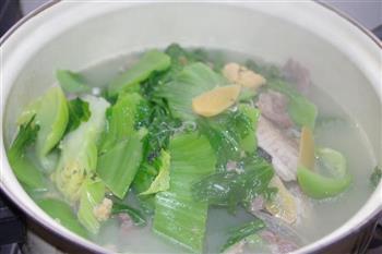 鲫鱼芥菜汤怎么做，鲫鱼芥菜汤怎么做好吃，鲫鱼芥菜汤做法