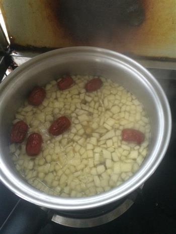 红枣苹果玉米羹怎么做，红枣苹果玉米羹怎么做好吃，红枣苹果玉米羹做法