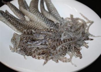 傣味鱼皮怎么做，傣味鱼皮怎么做好吃，傣味鱼皮做法