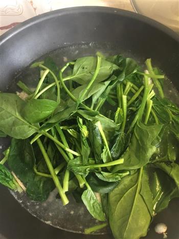 菠菜丸子汤怎么做，菠菜丸子汤怎么做好吃，菠菜丸子汤做法