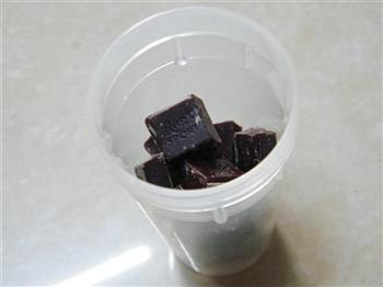 牛奶巧克力怎么做，牛奶巧克力怎么做好吃，牛奶巧克力做法