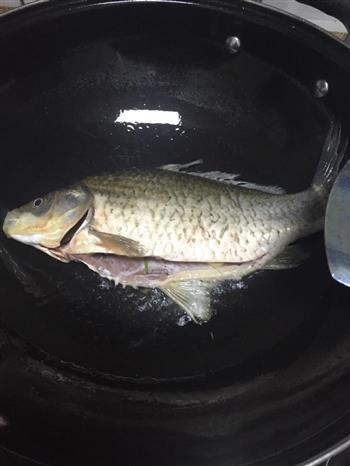 入味萝卜鲫鱼汤怎么做，入味萝卜鲫鱼汤怎么做好吃，入味萝卜鲫鱼汤做法