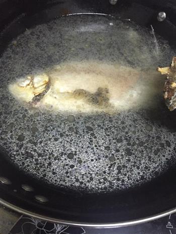 入味萝卜鲫鱼汤怎么做，入味萝卜鲫鱼汤怎么做好吃，入味萝卜鲫鱼汤做法